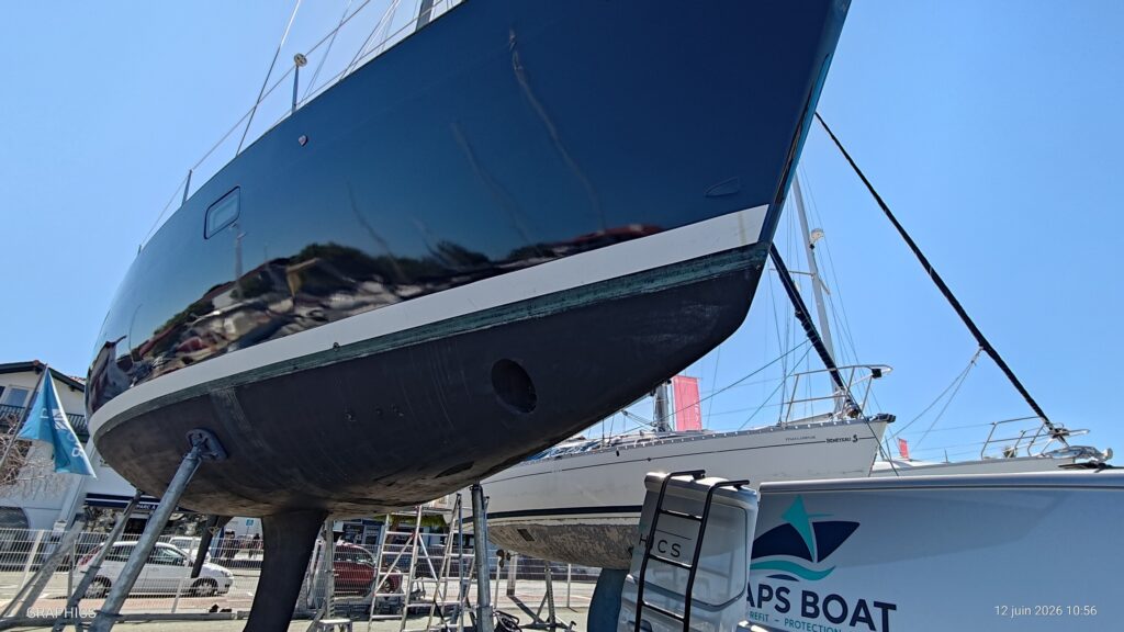 Covering de catamaran à Port-Leucate · Photo WRAPS BOAT